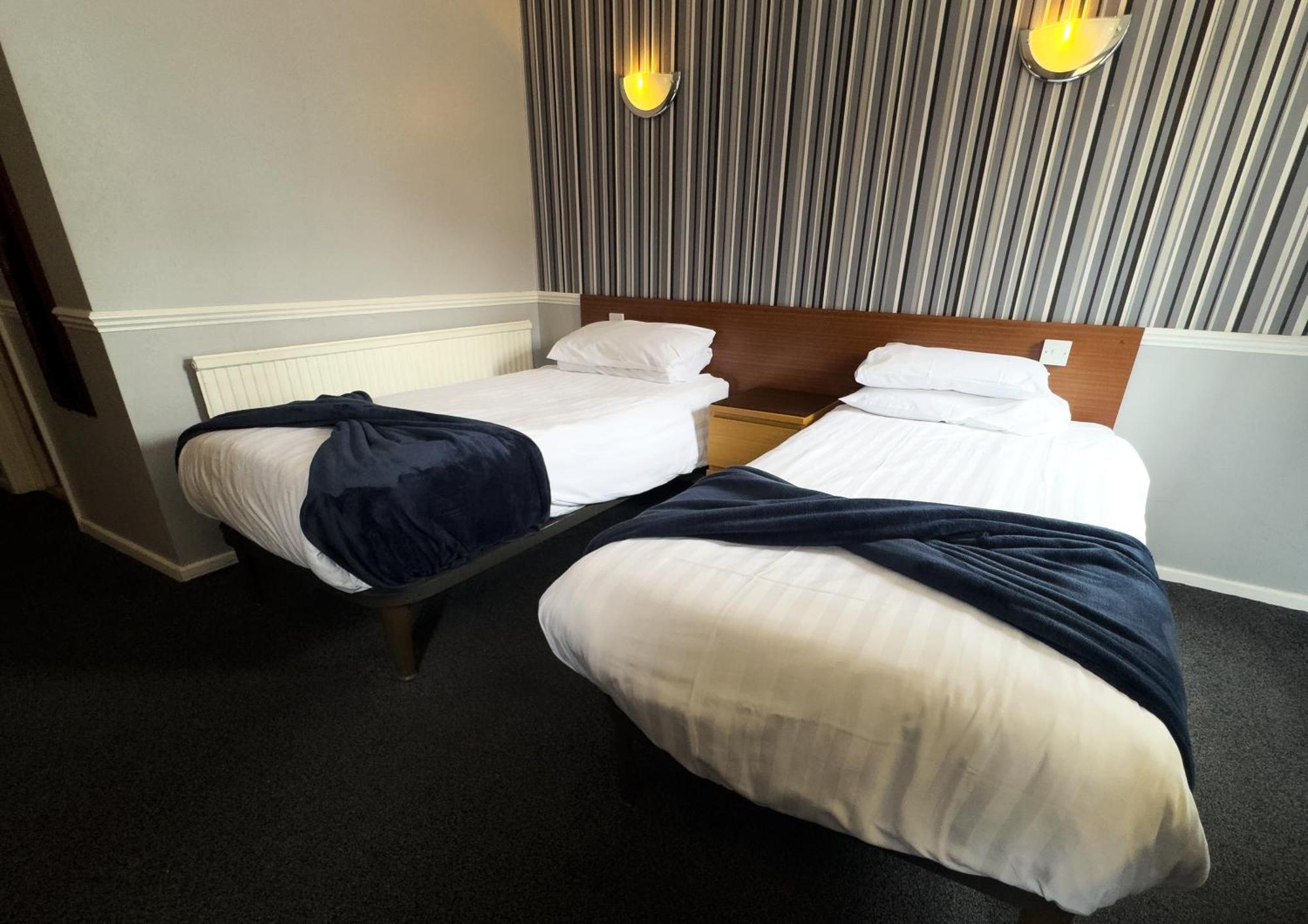 The Oakland Hotel Woodham Ferrers Exteriör bild