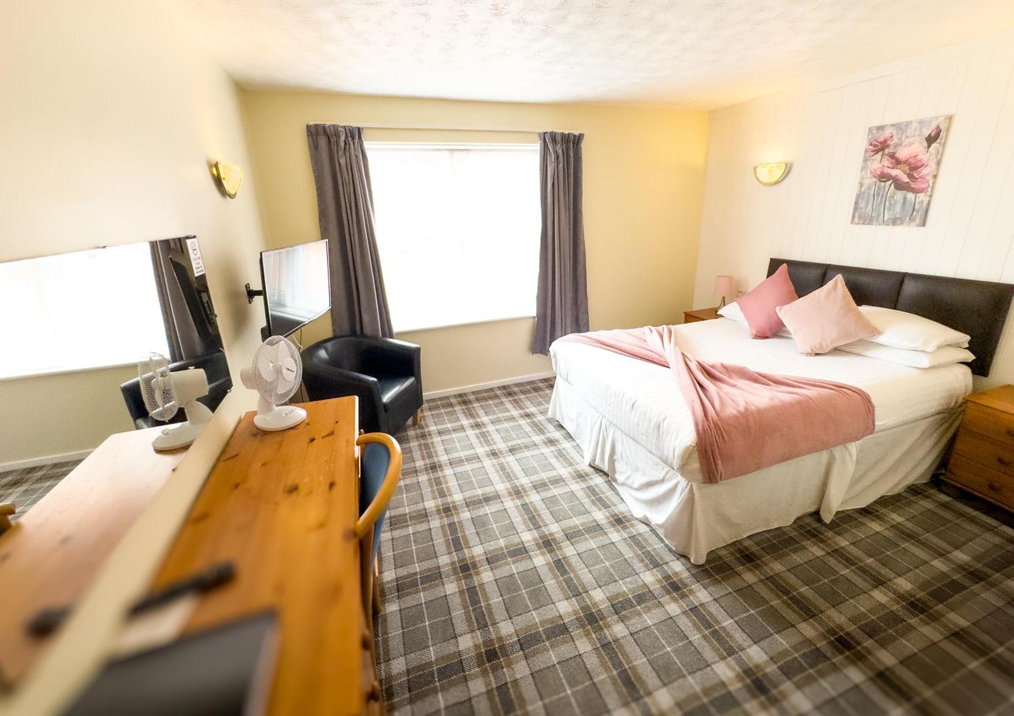The Oakland Hotel Woodham Ferrers Exteriör bild