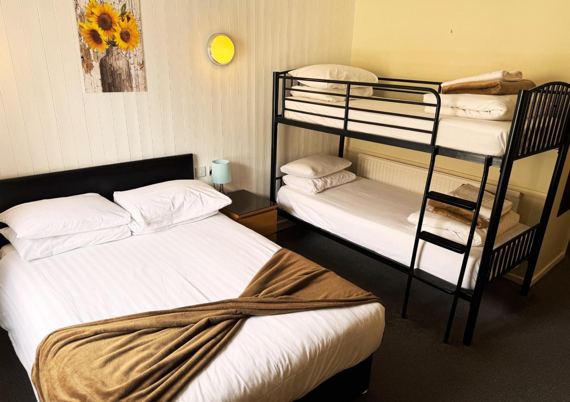 The Oakland Hotel Woodham Ferrers Exteriör bild